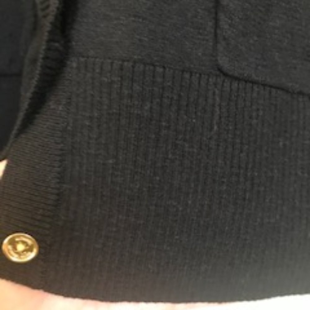 Michael’s Kors V neck Button down Cardigan - Picture 7 of 10